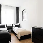 10 Active Apartment